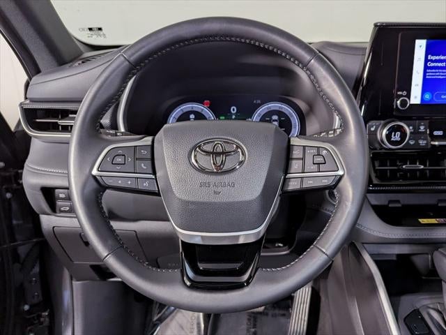 2025 Toyota Highlander XSE