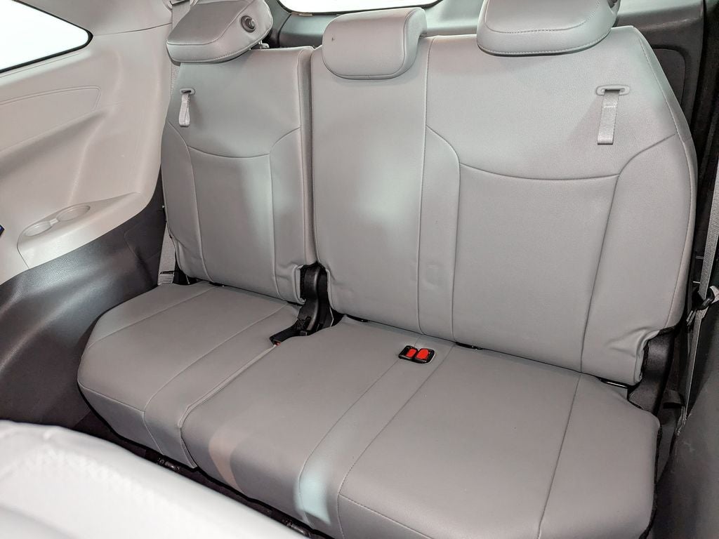 2024 Toyota Sienna XLE 8 Passenger