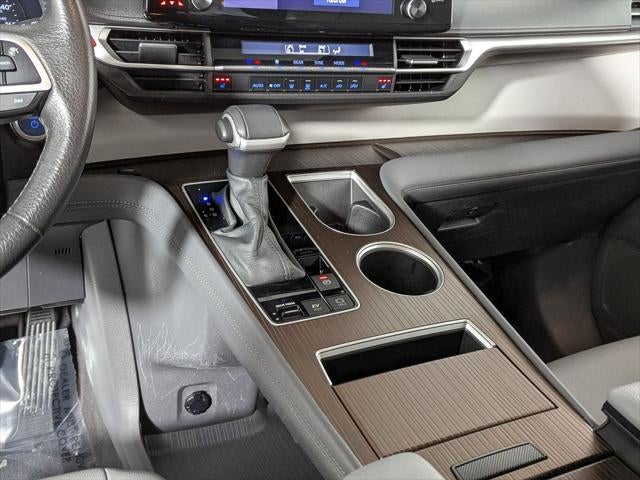 2024 Toyota Sienna XLE 8 Passenger