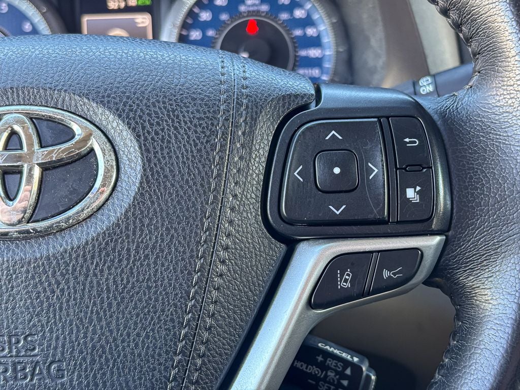 2019 Toyota Sienna XLE 8 Passenger