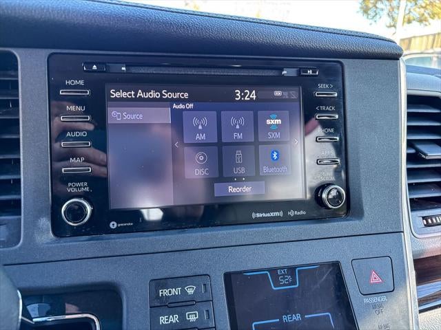 2019 Toyota Sienna XLE 8 Passenger