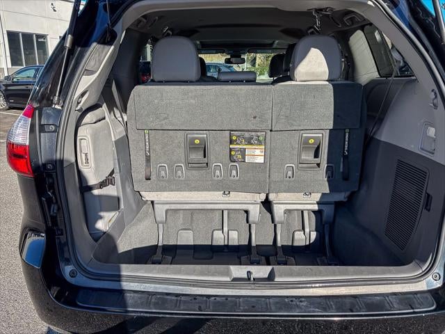 2019 Toyota Sienna XLE 8 Passenger
