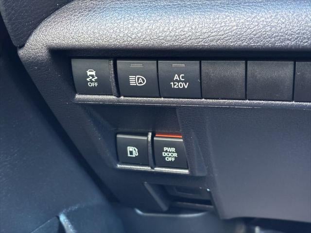 2025 Toyota Sienna Limited 7 Passenger