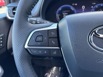 2025 Toyota Sienna Limited 7 Passenger