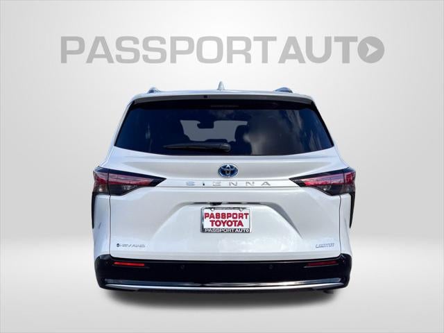 2025 Toyota Sienna Limited 7 Passenger