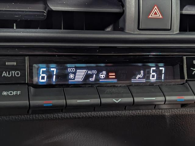 2025 Toyota Crown Signia XLE