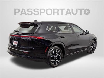 2025 Toyota Crown Signia XLE