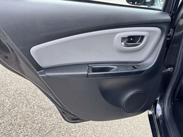 2015 Toyota Yaris LE