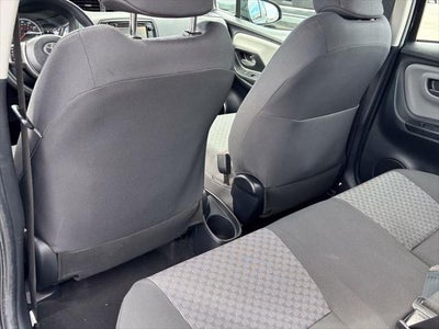 2015 Toyota Yaris LE